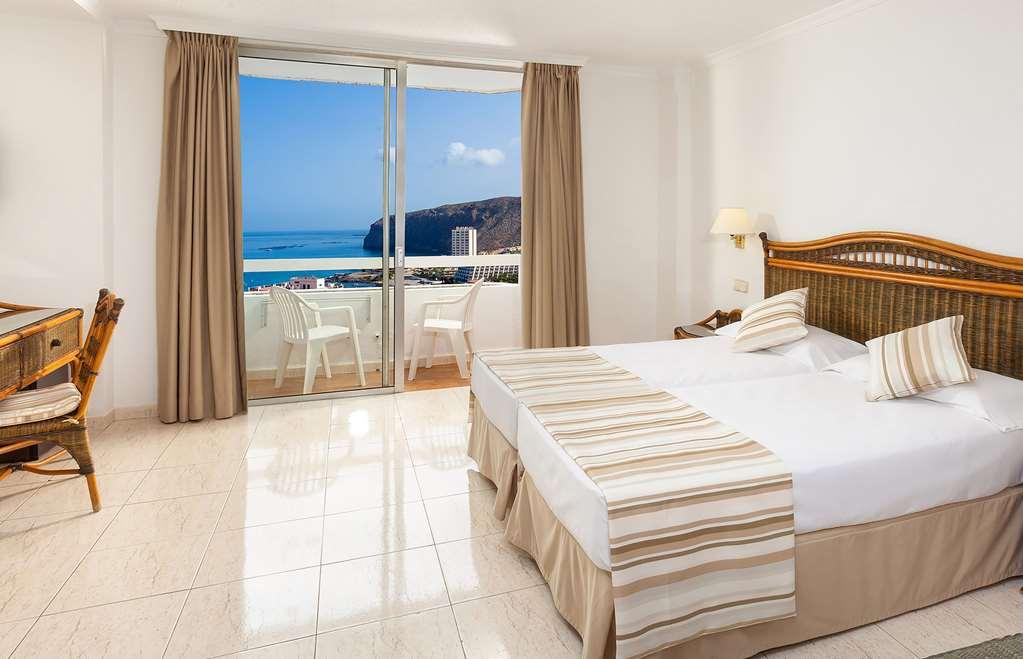 Hotel Sol Arona Tenerife 3*